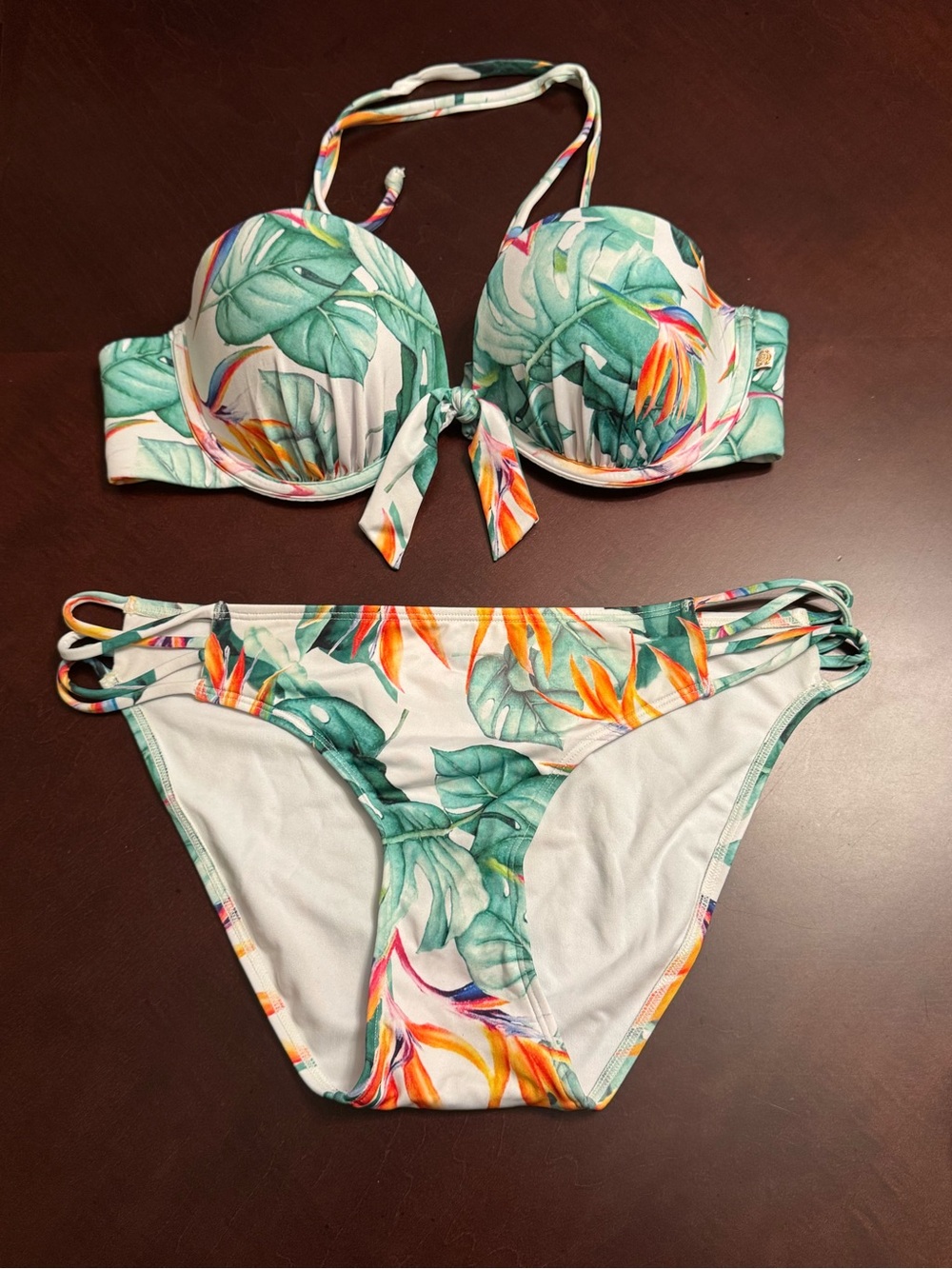 La Vie En Rose Tropical Leaf Printed Bikini - White, Green, Orange